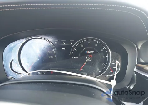 2018 BMW M5 z USA, uszkodzony, nr VIN WBSJF0C58JB282025